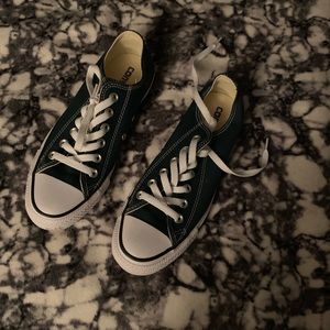 Dark green converse